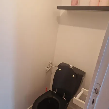2 Ch Apartment